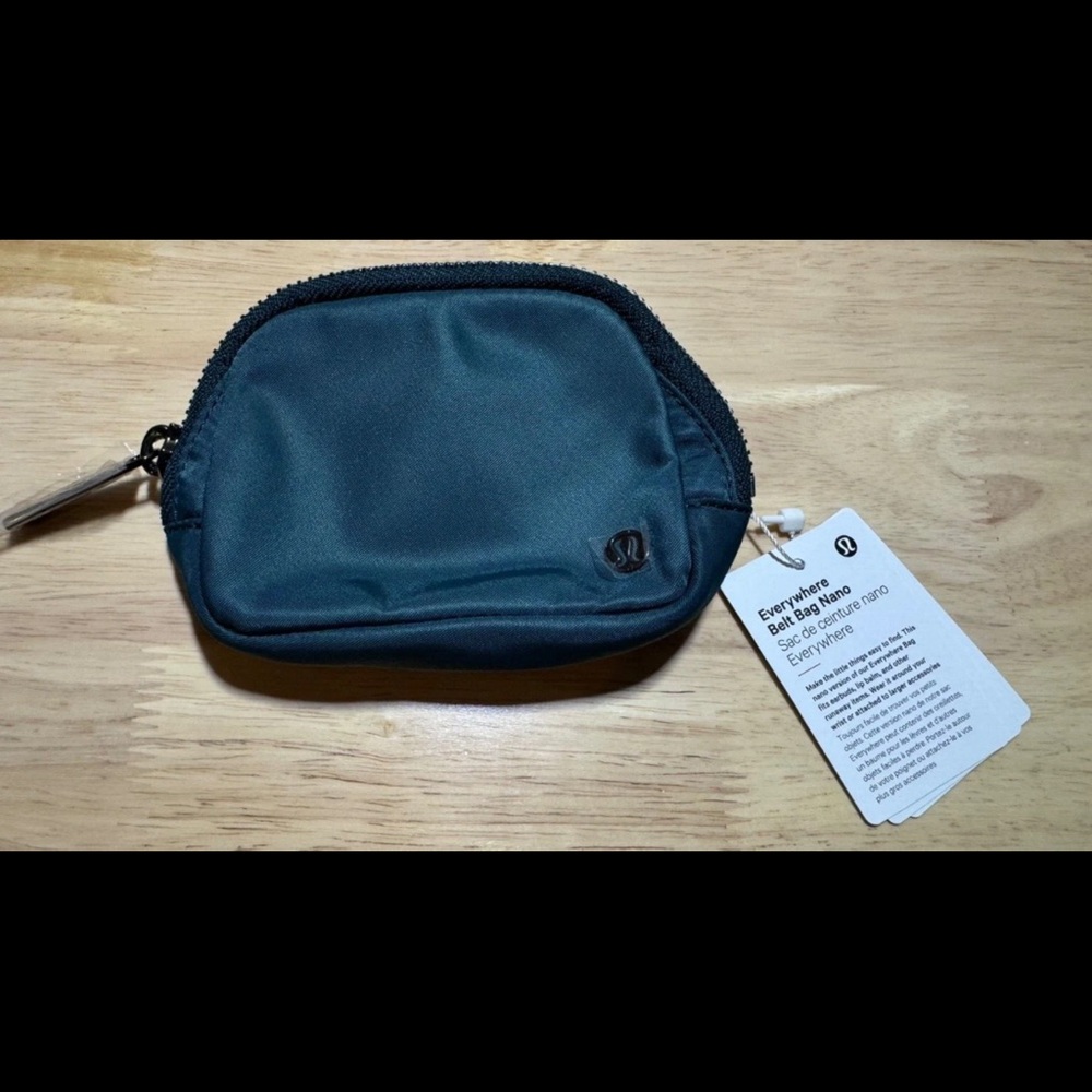 Lululemon NWT Everywhere Belt Bag Nano - Warp Teal / Black